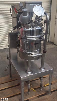 Novatech Stock 3872 Groen lab scale process vessel