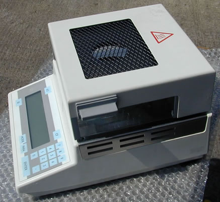 SARTORIUS moisture analyser